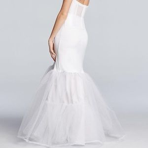David’s Bridal A-line Silhouette slip